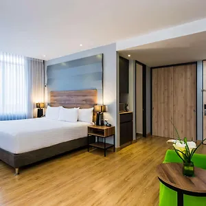 Hotel La Quinta By Wyndham Medellín